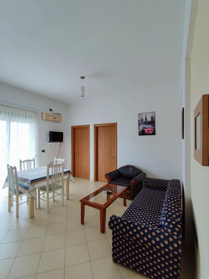 El Rio Apartments Саранда Экстерьер фото