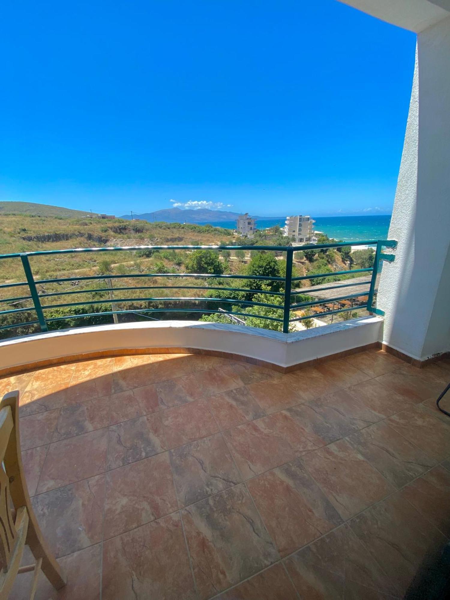 El Rio Apartments Саранда Экстерьер фото