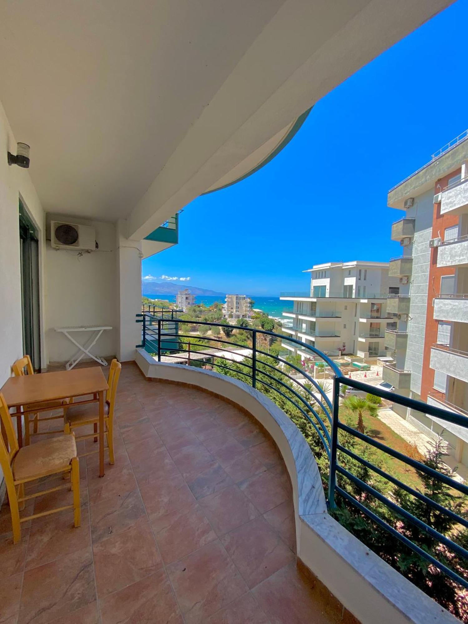 El Rio Apartments Саранда Экстерьер фото